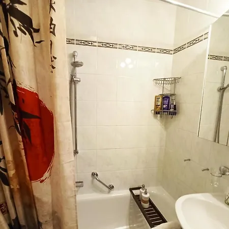 Apartment Beautiful House In The Heart Of *